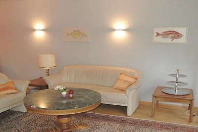 Ferienhaus in Berumbur mit Schwimmbecken