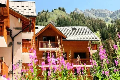 Wohnung in Hautes-Alpes mit Pool