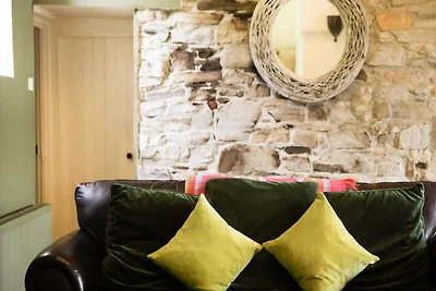 Altes Schulhaus, Clifden