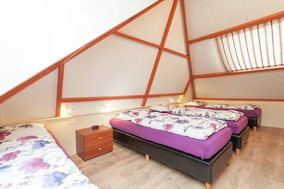 Großzügiges Ferienhaus in Exloo in Waldnähe