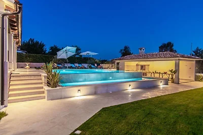 Bella casa vacanze con vasca idromassaggio