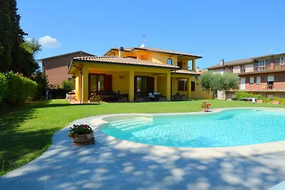 Villa in Marsciano met zwembad bij Trasimeno