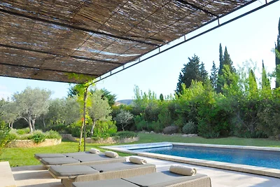 Grandeur Villa a Eygalières con piscina