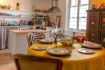 Appartement met verwarmd zwembad in Uzès