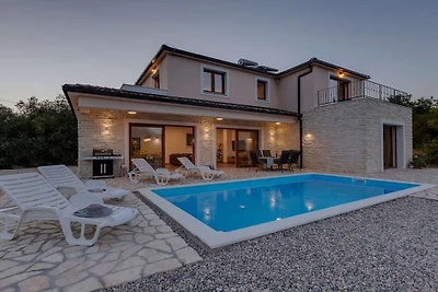 Villa in Slime met zwembad