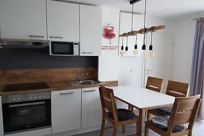 Ferienwohnung mit 2 Schlafzimmer