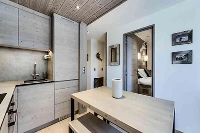 Komplett renovierte Wohnung am Fuße der...