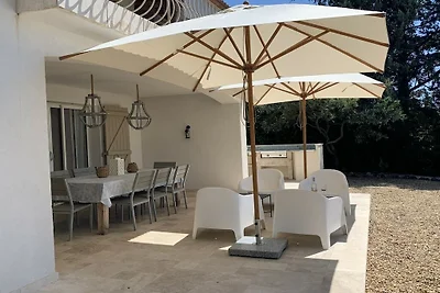 Villa in Les Issambres mit Schwimmbecken