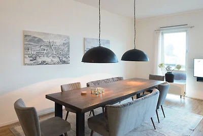 Appealing Apartment in Den Haag with Balcony