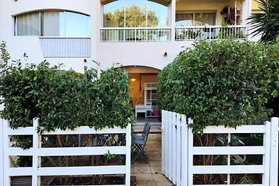 Studio Heron Residence