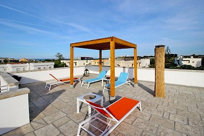 Appartamento con balcone a Torre Canne
