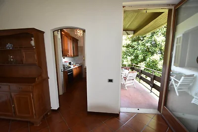 Villa mit herrlichem Blick auf den Lago...