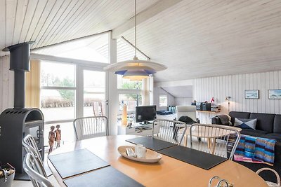 4 Personen Ferienhaus in Oksbøl-By Traum
