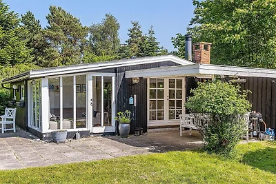 4 Personen Ferienhaus in Væggerløse-By Traum