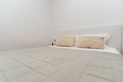 Apartment Konak - Two Bedroom Apartment with ...