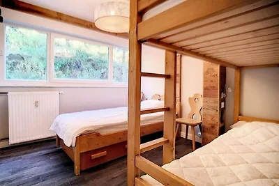 Comfortabel duplex appartement · Aan de voet ...