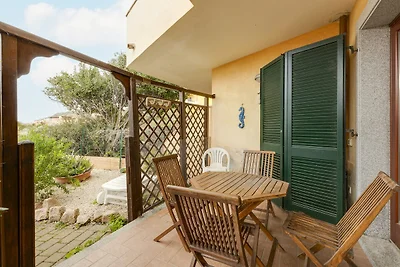 Mit privatem Garten und Klimaanlage