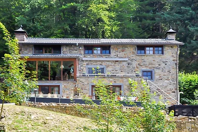 Luxuriöse Ardennenvilla mit Pool und Sauna