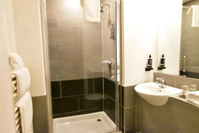 Standard-dreibettzimmer