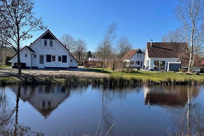 Haus mit Garten in der Nähe von Langweerder