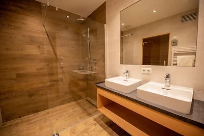 Freistehendes Chalet mit Sauna, wenige Gehmin...