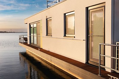 Hausboot Floating House in Ribnitz-Damgarten