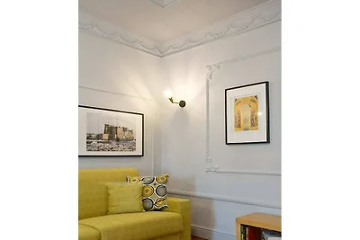 Apartamento en Nápoles con balcón