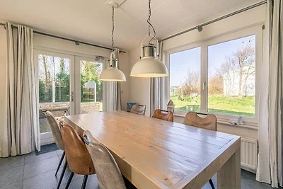 Charmante Villa in der Nähe von Meer und Wald