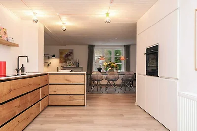 Naturerlebnis: Zugang zu Wald und See