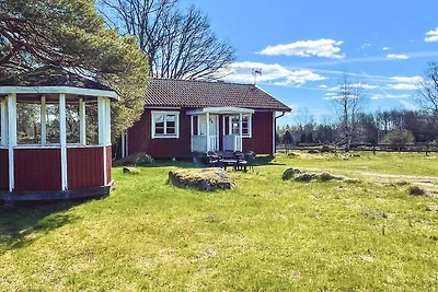 4 osob apartament w Mörlunda