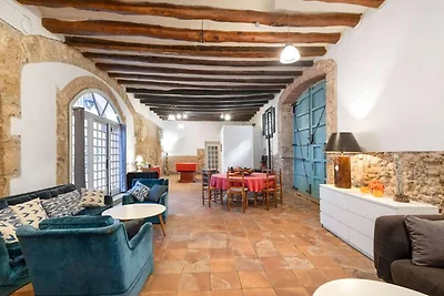 Cottage di ritiro catalano del secolo