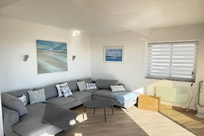 Strandwohnung mit Balkon