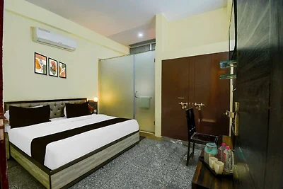Super Collection O Sunder Nagar Golvyas
