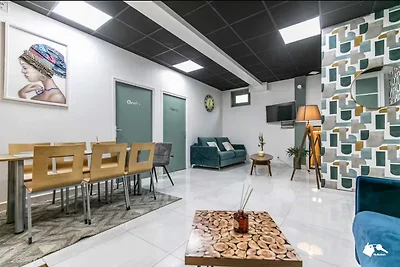 Amplio apartamento de 3 habitaciones y 10 pla...