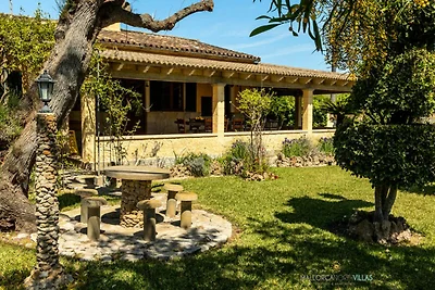 Villa in Pollenà mit privatem Pool und Grill