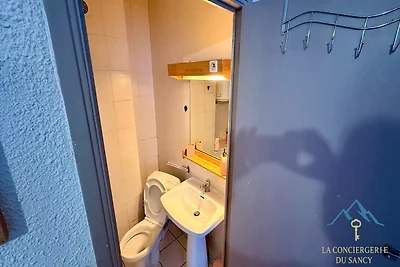 Hub vlakbij de dorpsbeek