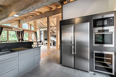 Chalet in Courchevel mit Pool & Skizugang