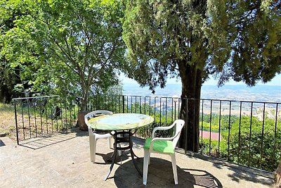 Schönes Ferienhaus in Assisi mit Garten