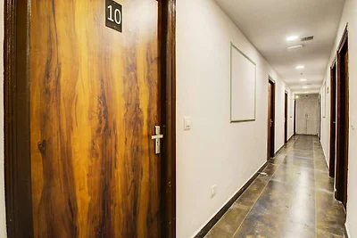 Townhouse Rcc Hotel Banjara Hills