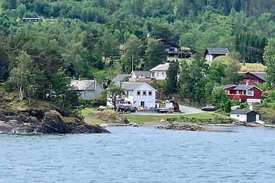 6 personas casa en TØRRVIKBYGD