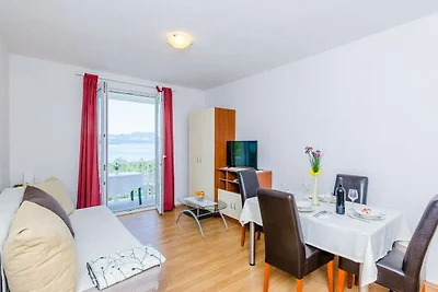 Apartment mit Balkon und Meerblick