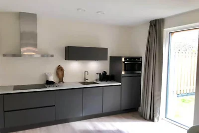 Schöne Lodge für 5 Personen in Strandnähe.