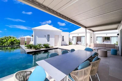 Villa in Saint-François in Strandnähe