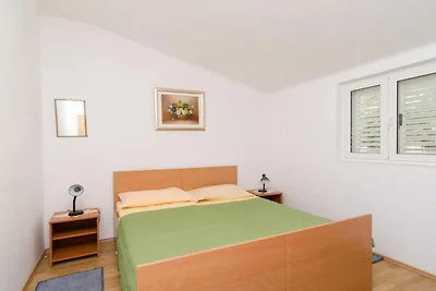 Guest House Sobra 38 - Double Room with Balco...