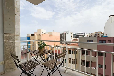 Huis in Las Palmas bij Playa de Las Canteras