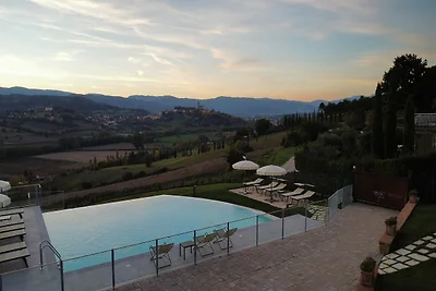 Großzügiges Apartment mit Infinity-Pool