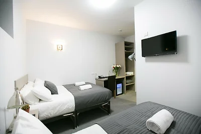 Belvilla Ilford Hill Hotel London Standard...