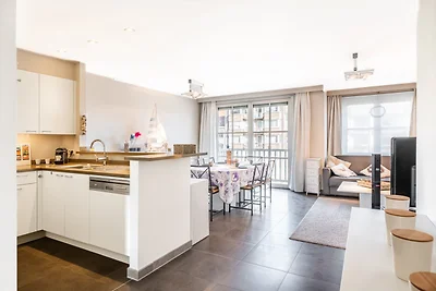 Wohnung an der Küste mit Sonnenterrasse