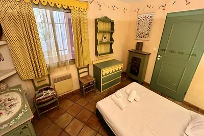 Appartement met Zeezicht en Zwembad