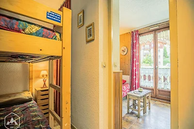 Voll ausgestattetes Studio mit Balkon